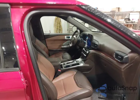 2021 Ford Explorer King Ranch z USA, uszkodzony, nr VIN 1FM5K8LC1MGB79663